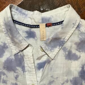 PILCRO Anthropologie Buttown Down Tie Dye White and Lavender Shirt Size XS